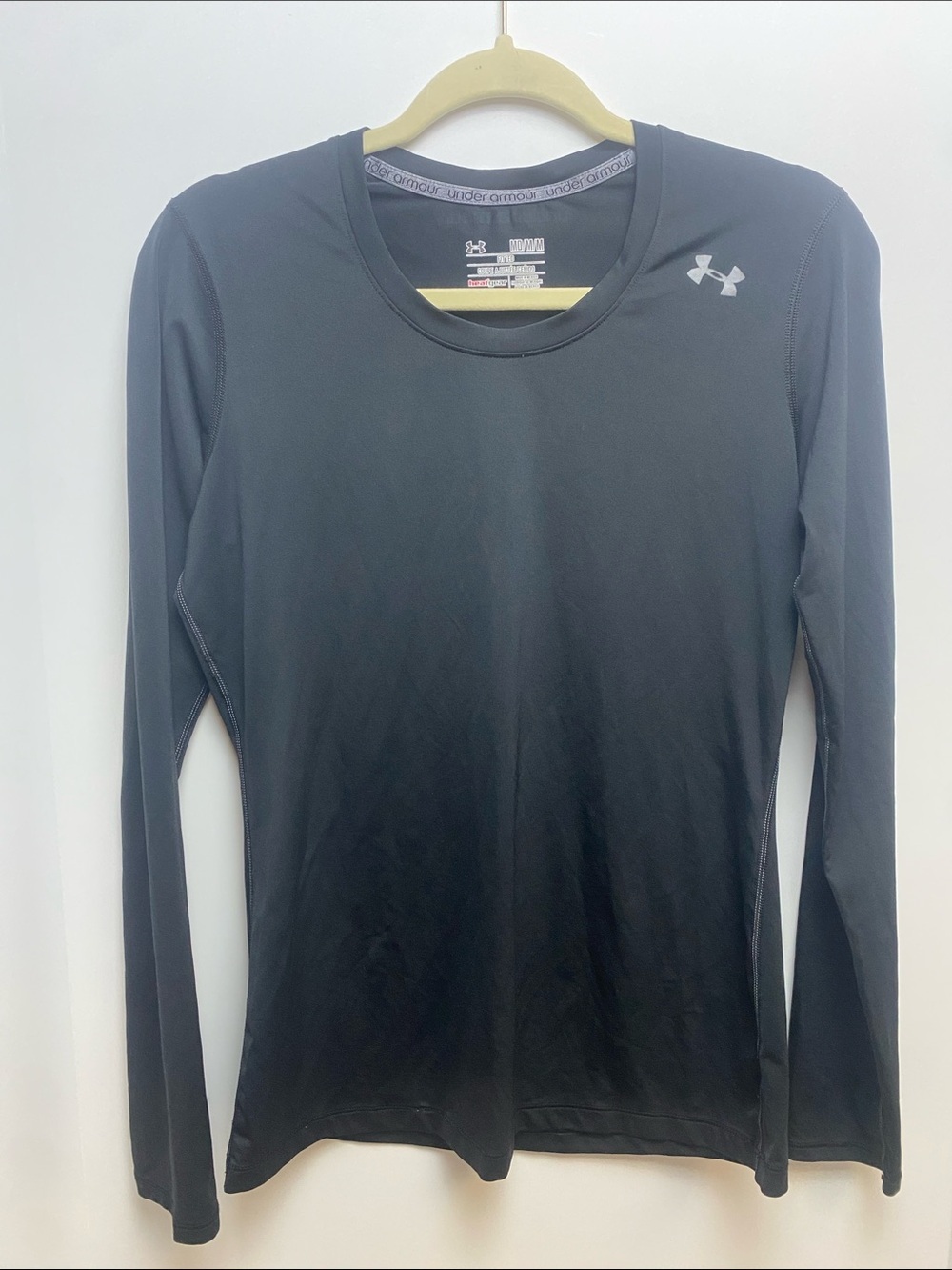 Under Armour Black Long-Sleeve Performance Tee
